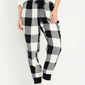 Old Navy Black and White Buffalo Check Pajama Pants